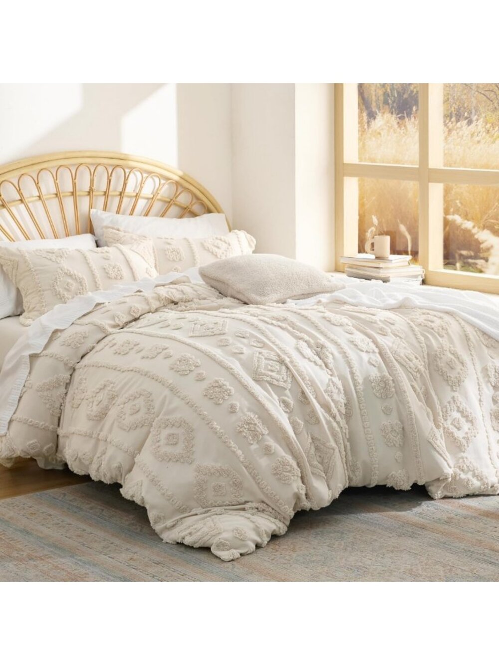 Boho Tufted Beige King Comforter Set, 3-Piece Farmhouse Bedding, All Seasons
